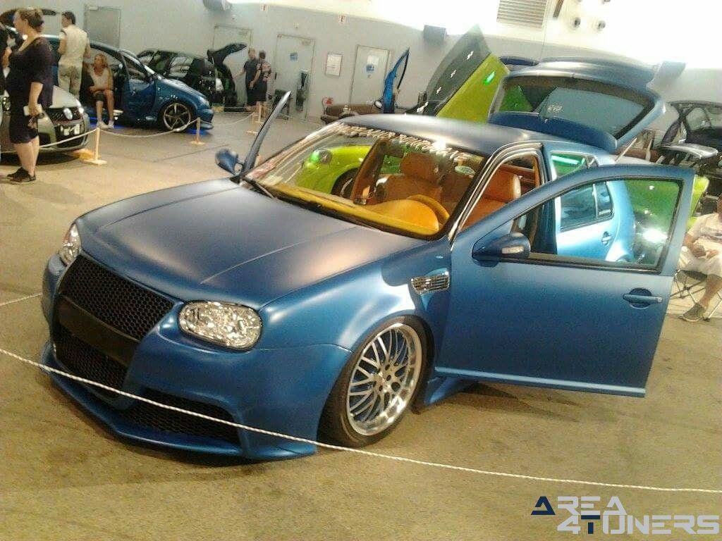 12º Internacional Amnesia Tuning Show
Imagen del reportaje de la revista Tuning Area4tuners.es, de la concentración de coches Tuning del año 2017 en Epinal Francia