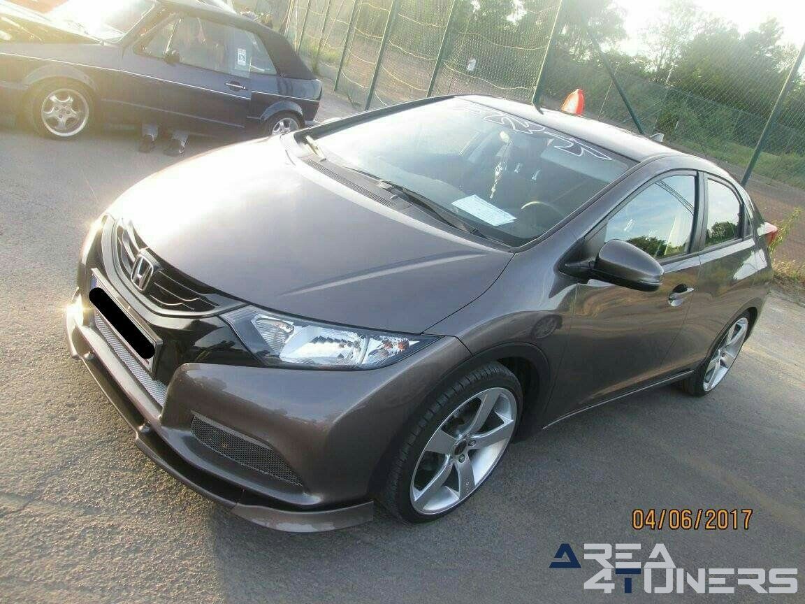 5º Tuning De Nuit Du McFurious Black Night
Imagen del reportaje de la revista Tuning Area4tuners.es, de la concentración de coches Tuning del año 2017 en Gaurain Ramecroix Bélgica