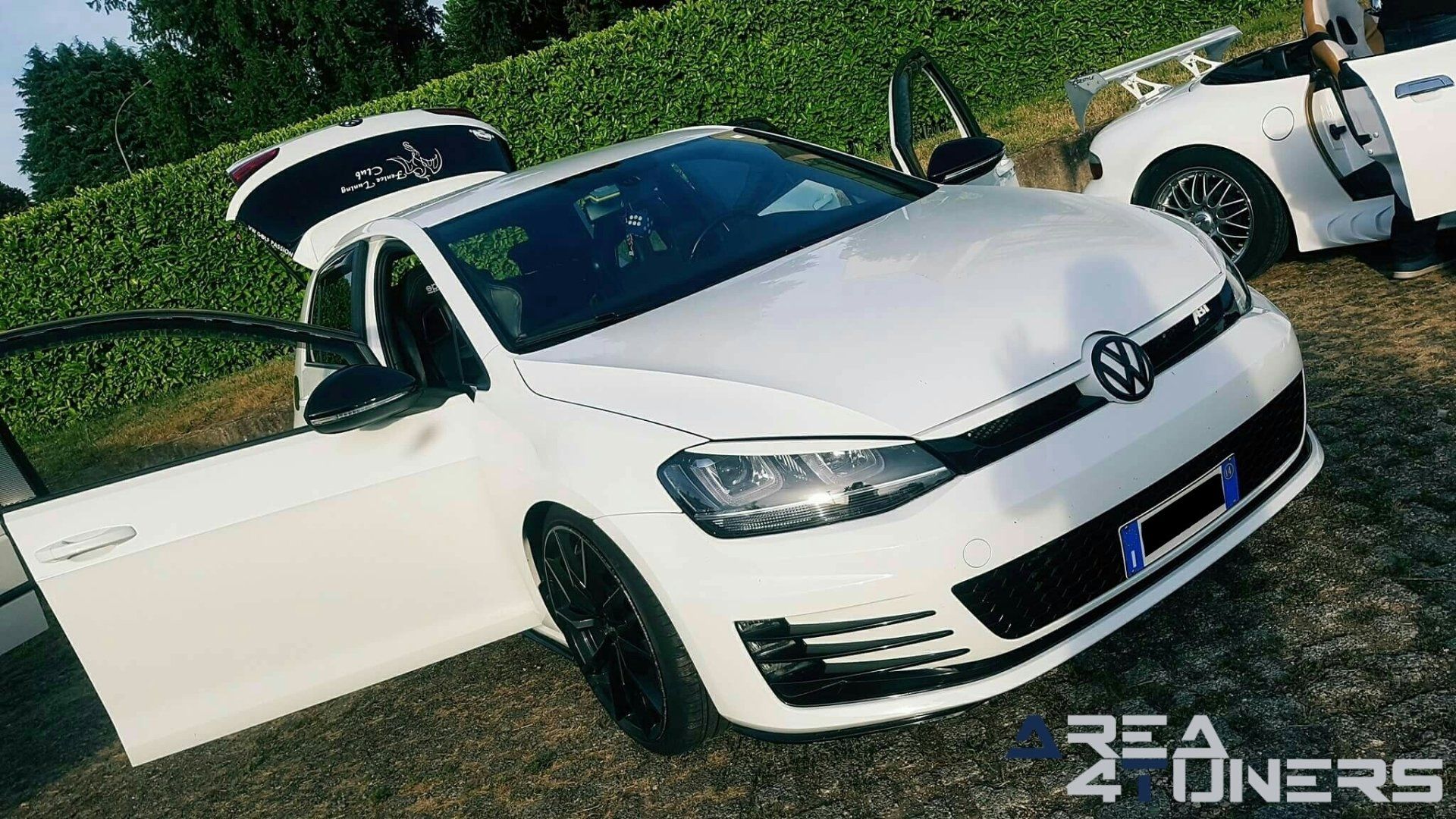 Corbetta A Tutto Gas
Imagen del reportaje de la revista Tuning Area4tuners.es, de la concentración de coches Tuning del año 2017 en Corbetta Italia