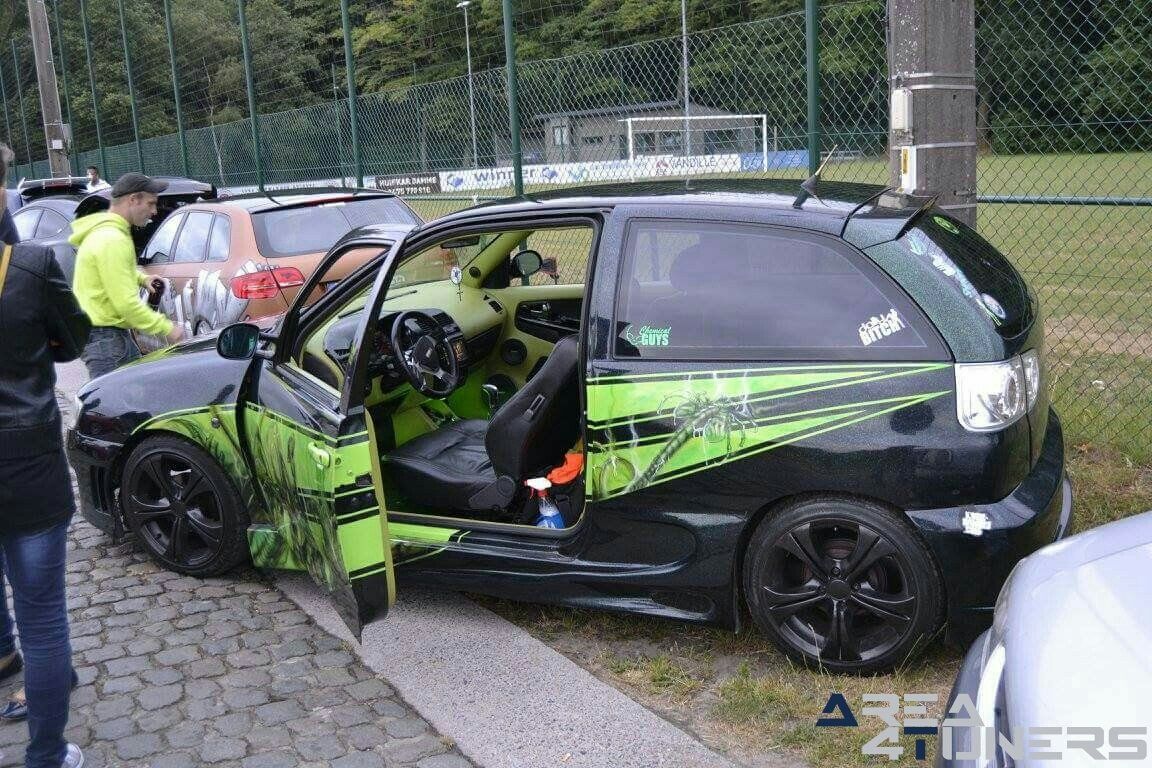 2de Night Meet 15 Malle Malehoek
Imagen del reportaje de la revista Tuning Area4tuners.es, de la concentración de coches Tuning del año 2017 en Brujas, Bélgica