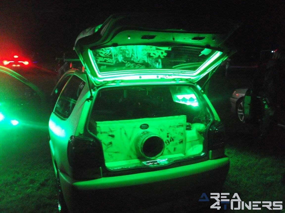 Fbi Tuning Car Saison 4
Imagen del reportaje de la revista Tuning Area4tuners.es, de la concentración de coches Tuning del año 2017 en Saint Savin Francia