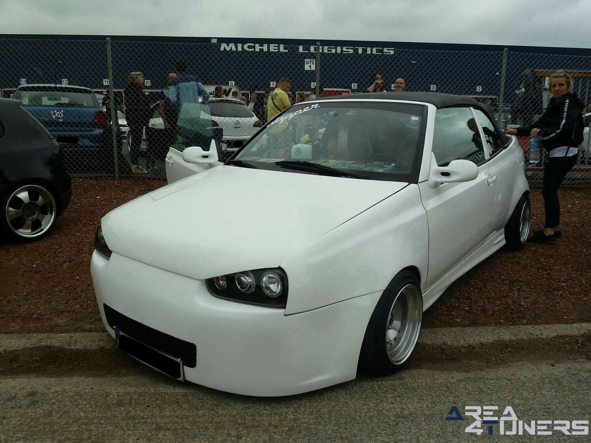 Meeting Full Concept Car 2017
Imagen del reportaje de la revista Tuning Area4tuners.es, de la concentración de coches Tuning del año 2017 en Houdeng-Goegnies Bélgica