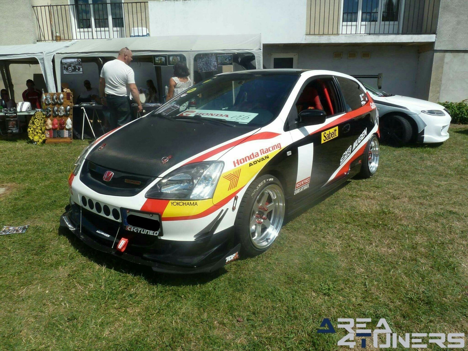 L'Arena Festival Show 17
Imagen del reportaje de la revista Tuning Area4tuners.es, de la concentración de coches Tuning del año 2017 en Mont Notre Dame Francia