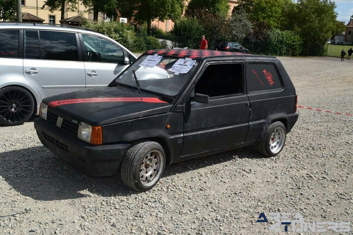 Irresistible Car 2
Imagen del reportaje de la revista Tuning Area4tuners.es, de la concentración de coches Tuning del año 2017 en Langres Francia