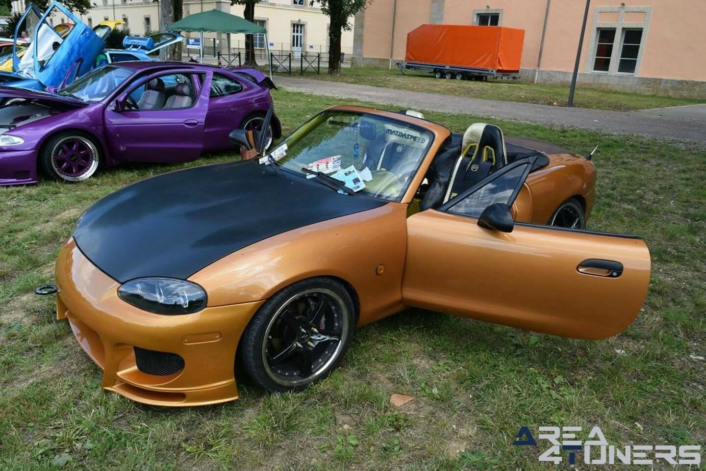 Irresistible Car 2
Imagen del reportaje de la revista Tuning Area4tuners.es, de la concentración de coches Tuning del año 2017 en Langres Francia