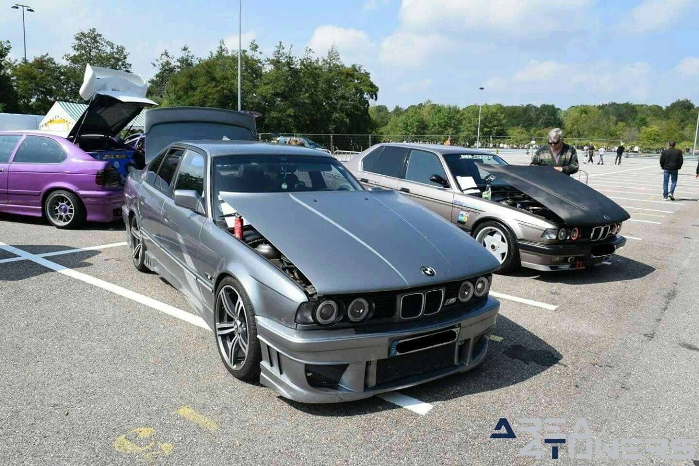 Max Show Mecanique 2017
Imagen del reportaje de la revista Tuning Area4tuners.es, de la concentración de coches Tuning del año 2017 en Nancy Francia