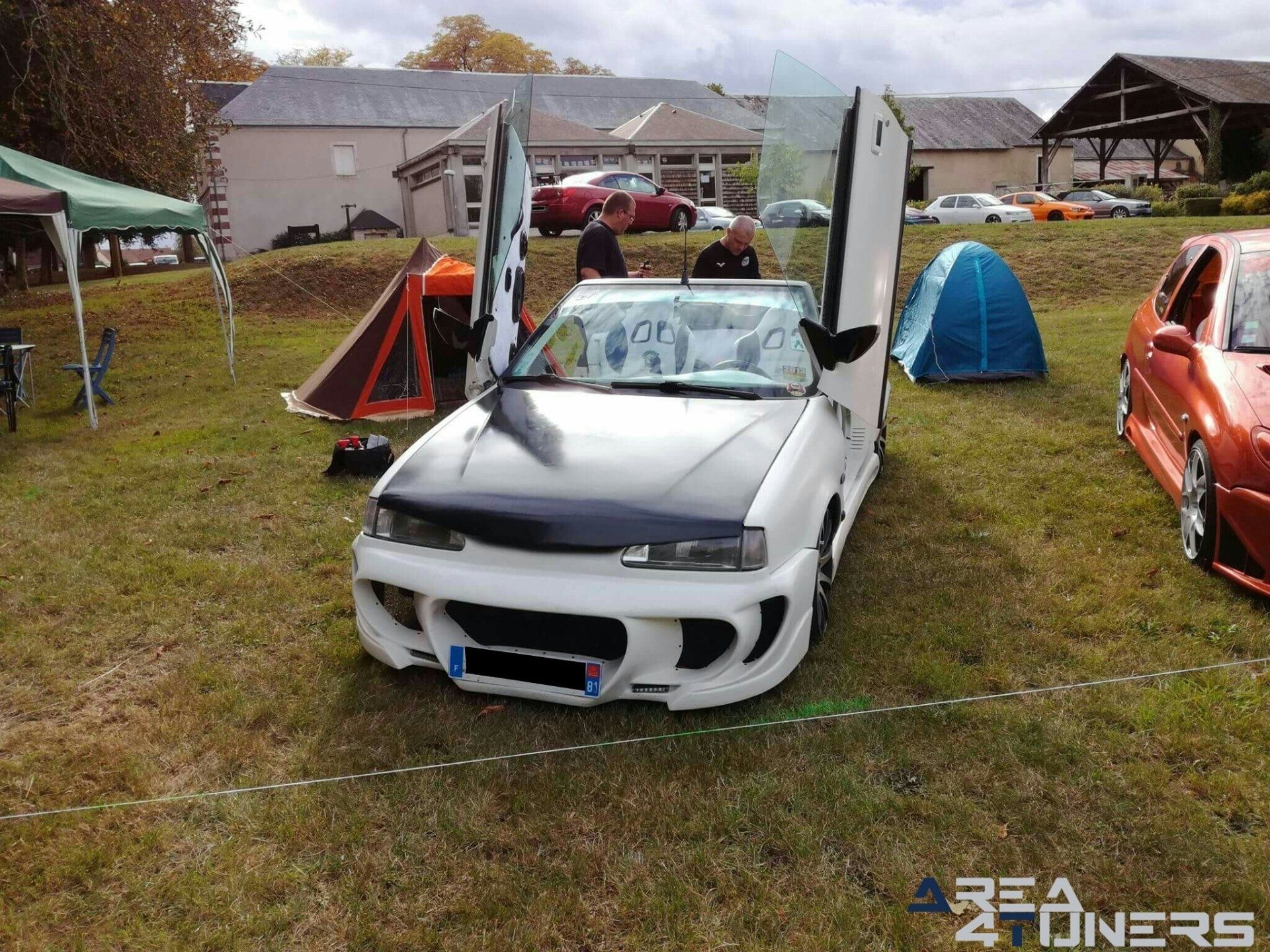 18º Meeting Du Trc
Imagen del reportaje de la revista Tuning Area4tuners.es, de la concentración de coches Tuning del año 2017 en Saint Maur Francia