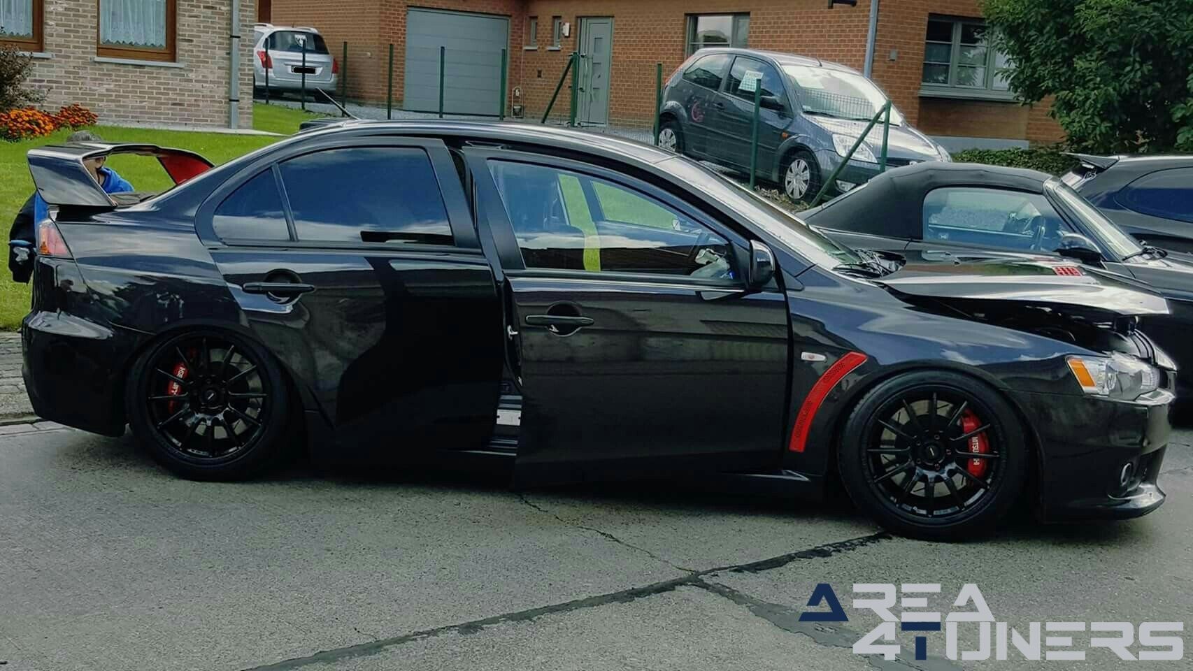 Sushiworkz Meet Belgium
Imagen del reportaje de la revista Tuning Area4tuners.es, de la concentración de coches Tuning del año 2017 en Bury Bélgica