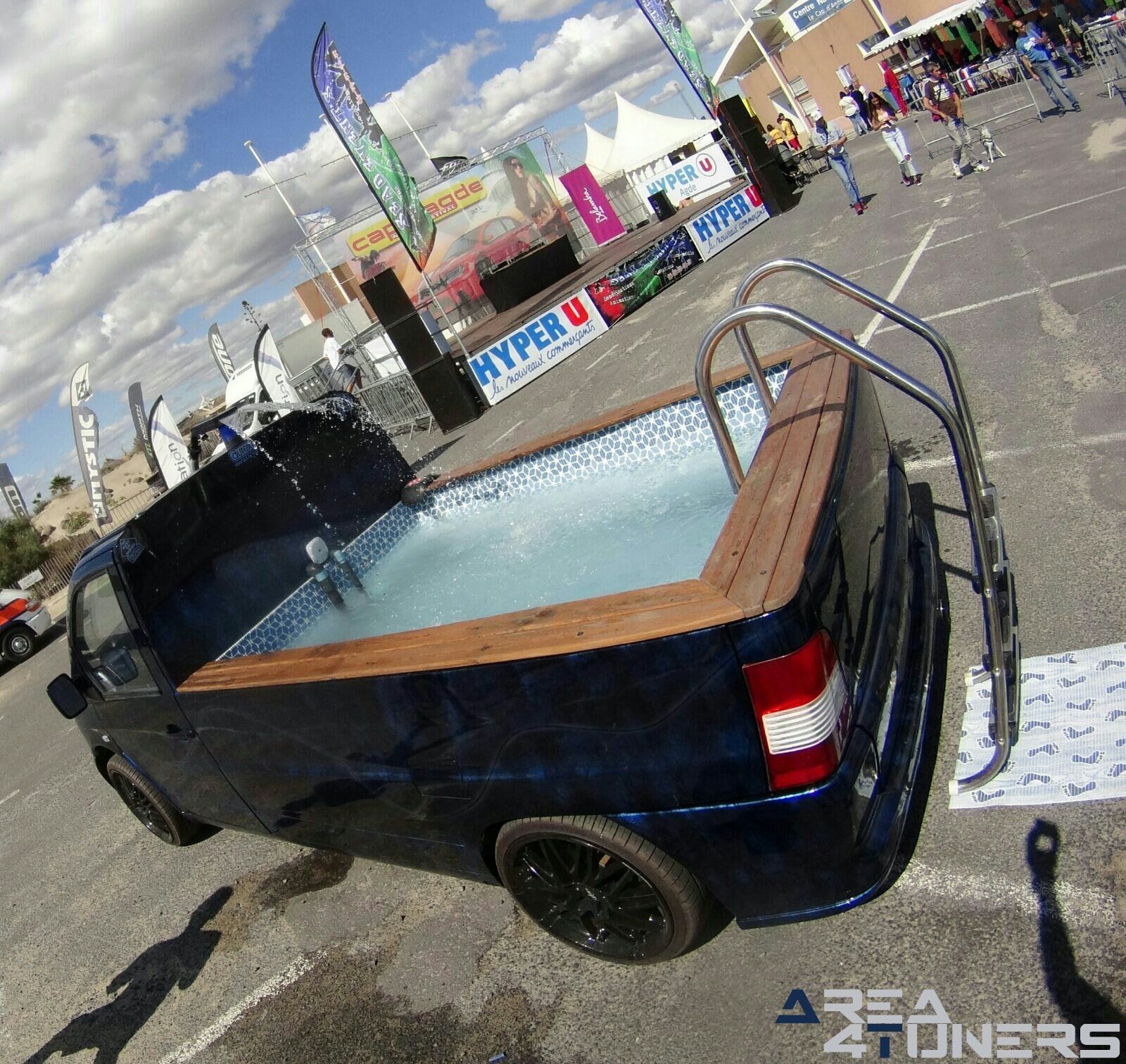 Cap D'Agde Motor Festival 2017
Imagen del reportaje de la revista Tuning Area4tuners.es, de la concentración de coches Tuning del año 2017 en Cap D'Agde Francia