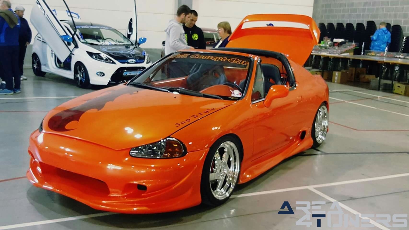 Esprit Tuning Team
Imagen del reportaje de la revista Tuning Area4tuners.es, de la concentración de coches Tuning del año 2017 en Aiseau-Presles Bélgica