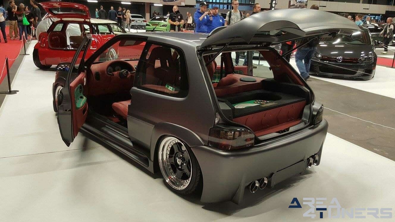 100% Tuning Fest
Imagen del reportaje de la revista Tuning Area4tuners.es, de la concentración de coches Tuning del año 2017 en Rotterdam Holanda