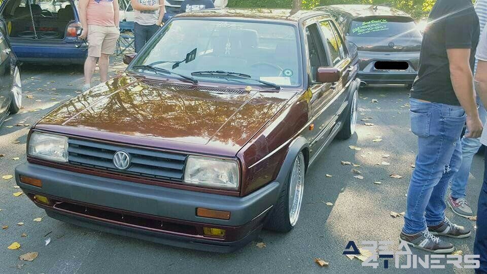 Oiljster Tuning Event
Imagen del reportaje de la revista Tuning Area4tuners.es, de la concentración de coches Tuning del año 2017 en Aalst Bélgica