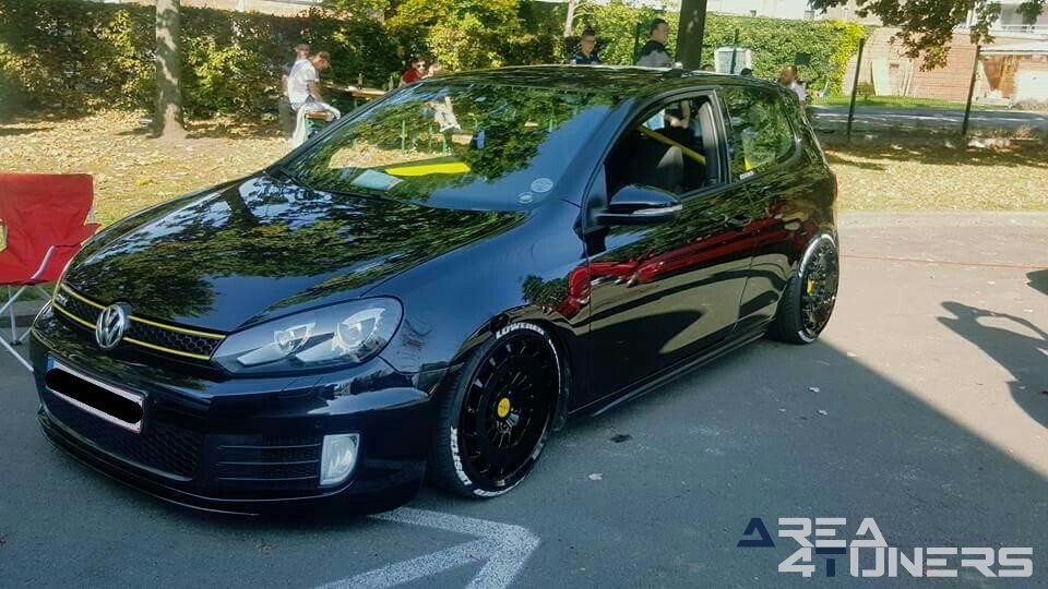 Oiljster Tuning Event
Imagen del reportaje de la revista Tuning Area4tuners.es, de la concentración de coches Tuning del año 2017 en Aalst Bélgica