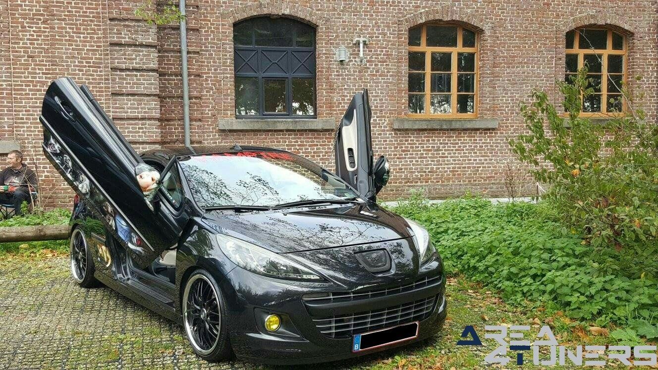 Hoop & Drop
Imagen del reportaje de la revista Tuning Area4tuners.es, de la concentración de coches Tuning del año 2017 en Aalter Bélgica