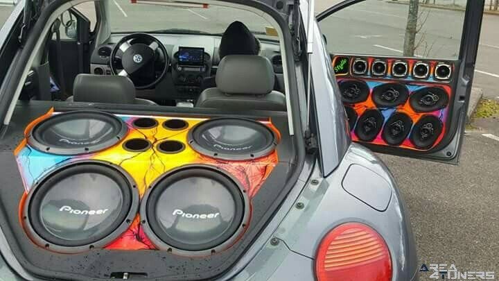 Edition nº8 United Project
Imagen del reportaje de la revista Tuning Area4tuners.es, de la concentración de coches Tuning del año 2017 en Brujas Bélgica