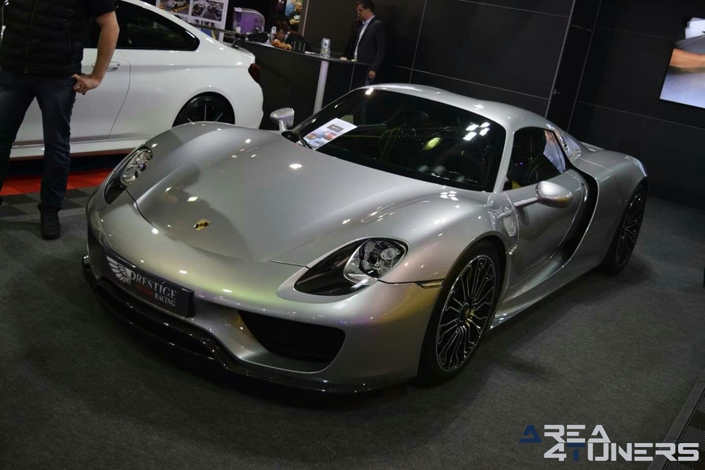 20th Internacional Motor Show
Imagen del reportaje de la revista Tuning Area4tuners.es, de la concentración de coches Tuning del año 2017 en Luxemburgo