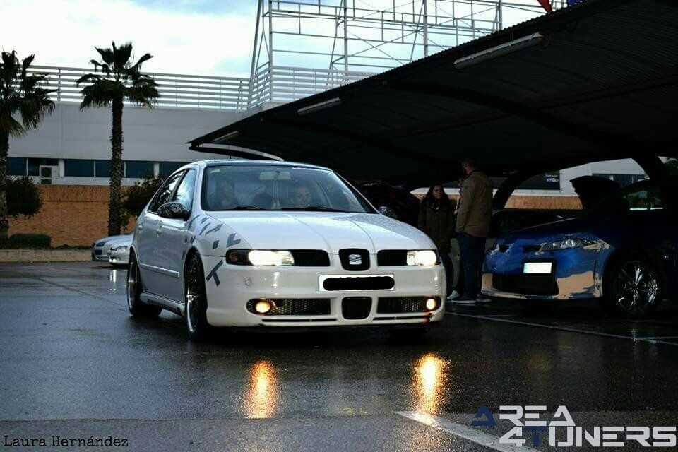 1ª Kdd Vip Tuning Club
Imagen del reportaje revista Tuning Area4tuners.es, concentración de coches Tuning del año 2017 en Tarragona, España