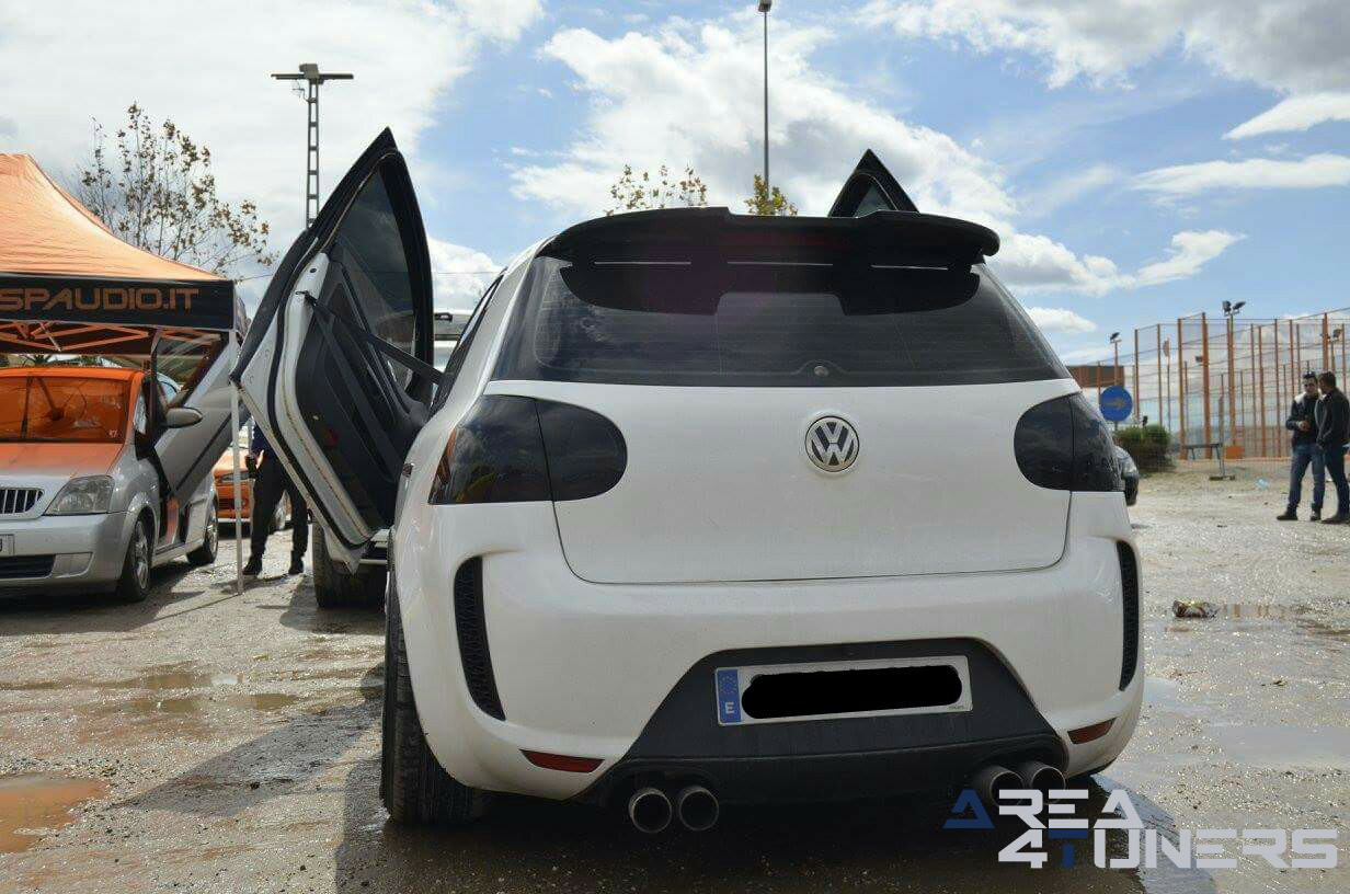 7ª Kdd World Racing Club
Imagen del reportaje revista Tuning Area4tuners.es, concentración de coches Tuning del año 2017 en Vélez, Málaga, España