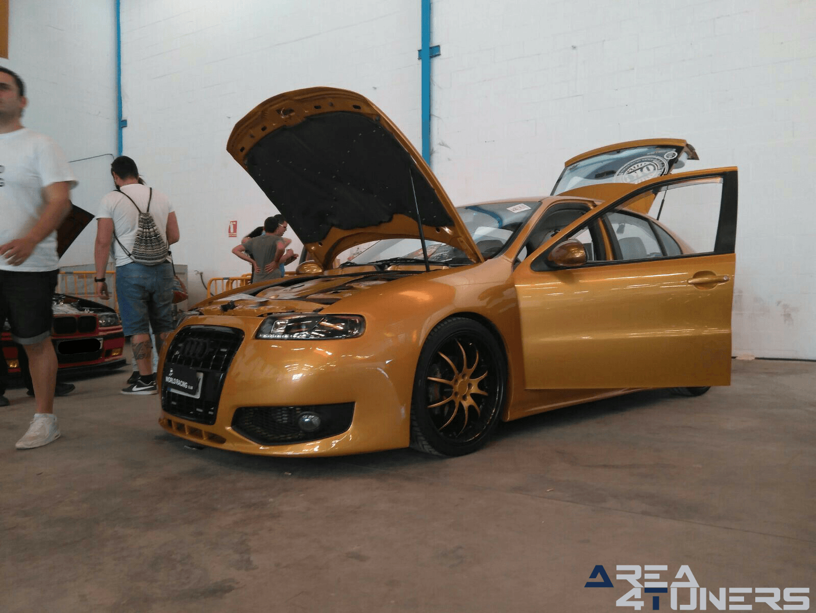 15º Tuning Show Coín
Imagen del reportaje revista Tuning Area4tuners.es, concentración de coches Tuning del año 2017 en Coín, Málaga, España