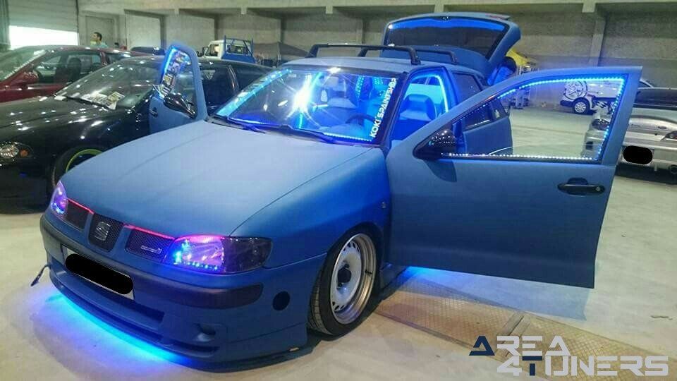 9ª Concentración Tuning Cidade Lugo
Imagen del reportaje revista Tuning Area4tuners.es, concentración de coches Tuning del año 2017 en Lugo capital, España