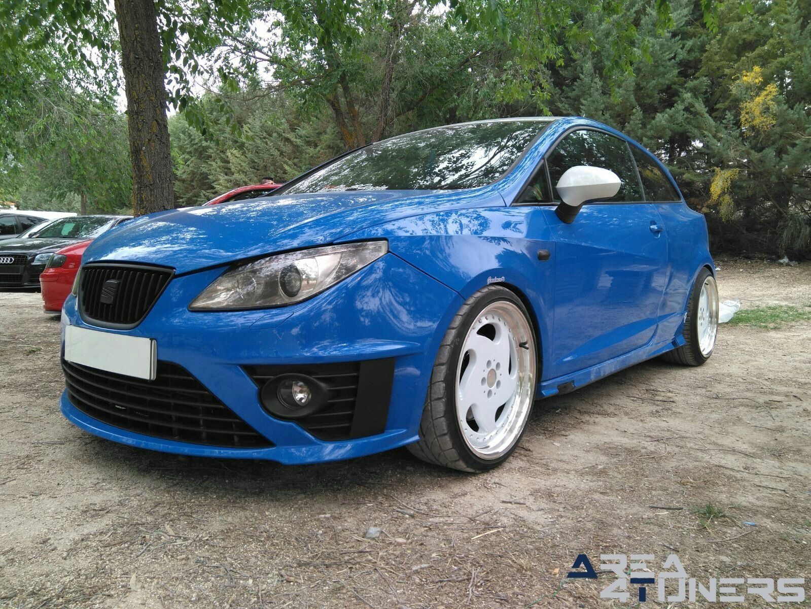 Stance And Tuning El Saucejo 2k17
Imagen del reportaje revista Tuning Area4tuners.es, concentración de coches Tuning del año 2017 en El Saucejo, Sevilla, España
