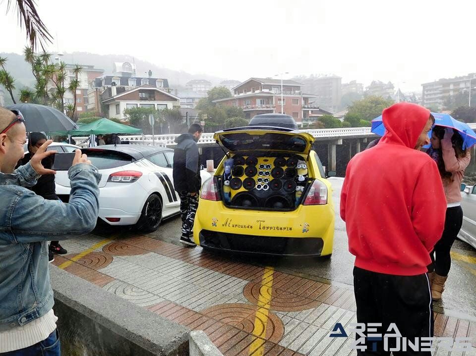 3ª Kdd New Style Cars
Imagen del reportaje revista Tuning Area4tuners.es, concentración de coches Tuning del año 2017 en Castro Urdiales, Cantabria , España