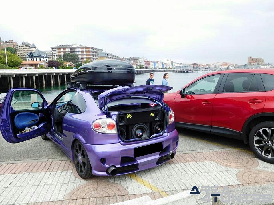 3ª Kdd New Style Cars
Imagen del reportaje revista Tuning Area4tuners.es, concentración de coches Tuning del año 2017 en Castro Urdiales, Cantabria , España