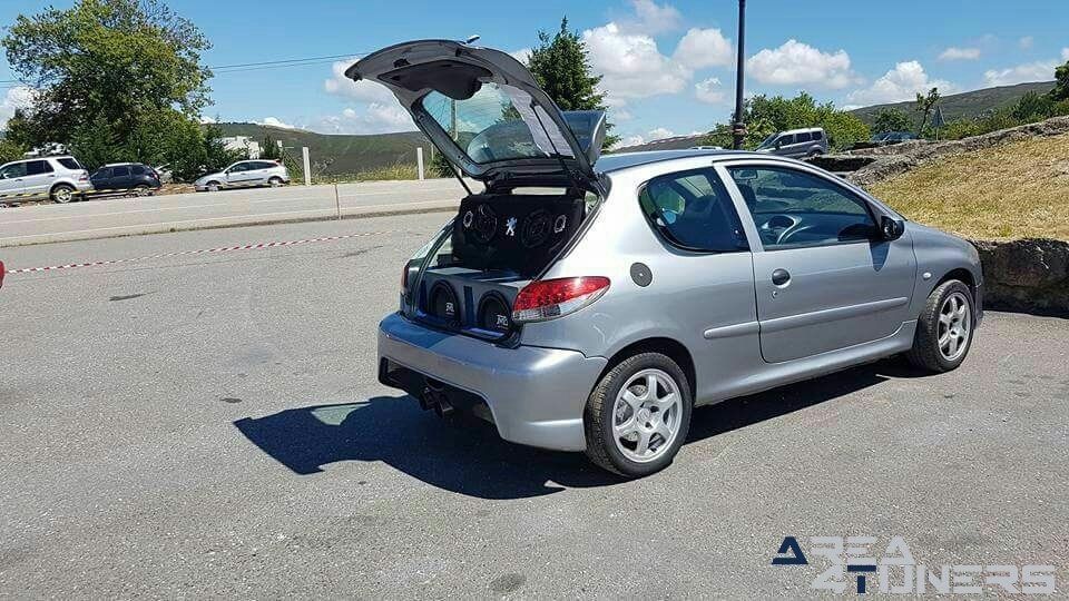 Fiesta Motor Show A Gudiña
Imagen del reportaje revista Tuning Area4tuners.es, concentración de coches Tuning del año 2017 en A Gudiña, Orense, España
