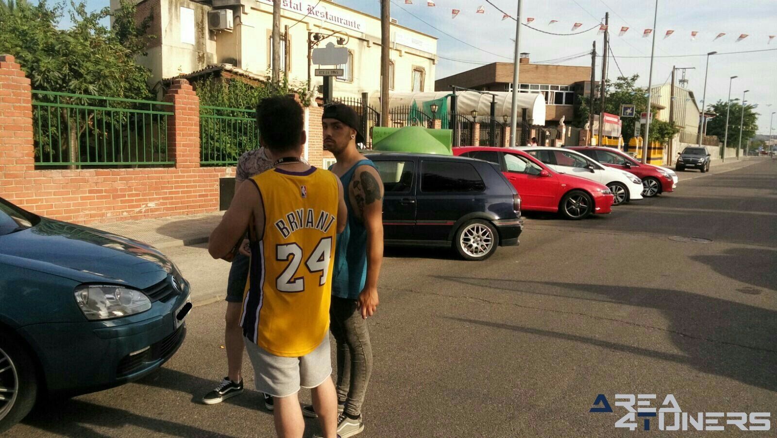 Kdd Asociación Vecinal Puerta De Arcos
Imagen del reportaje revista Tuning Area4tuners.es, concentración de coches Tuning del año 2017 en Talavera Reina, Toledo, España