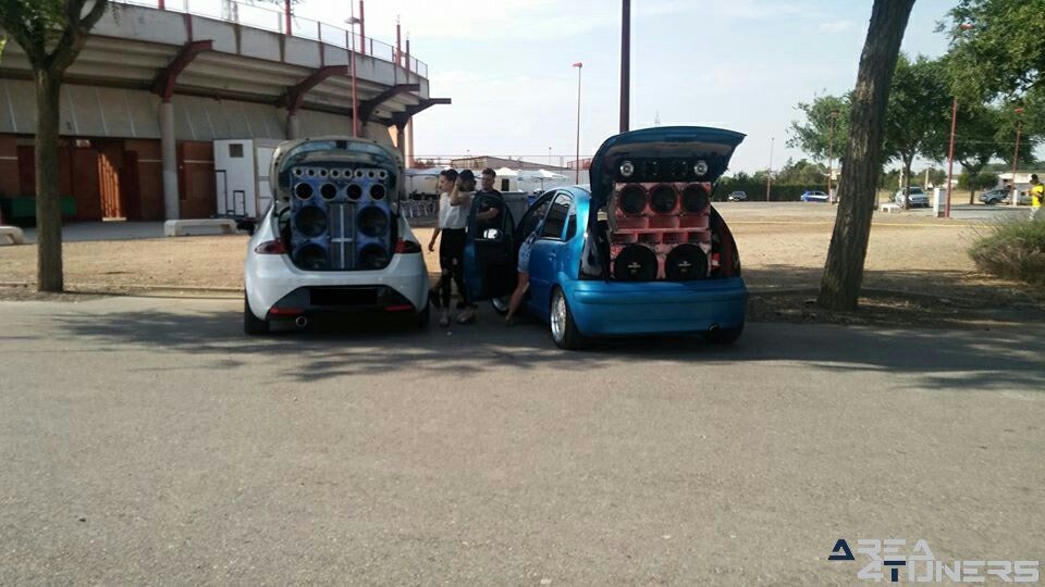 2ª Concentración Pistones Endemoniados
Imagen del reportaje revista Tuning Area4tuners.es, concentración de coches Tuning del año 2017 en Miguelturra, Ciudad Real, España