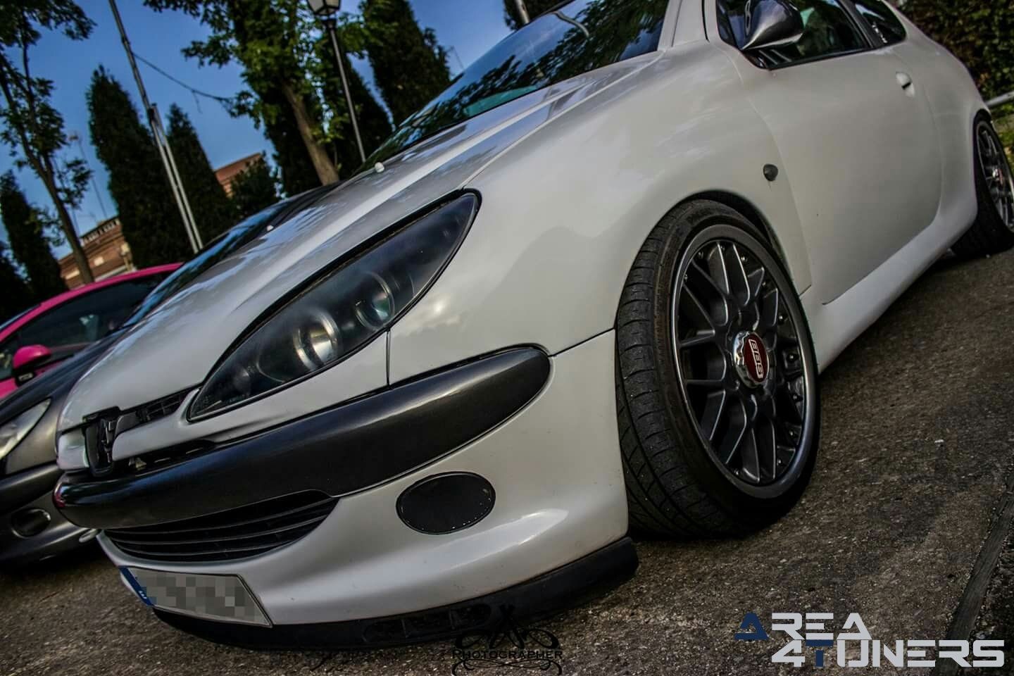 1er Sunset Motor Show
Imagen del reportaje revista Tuning Area4tuners.es, concentración de coches Tuning del año 2017 en serranillos Del Valle, Madrid, España