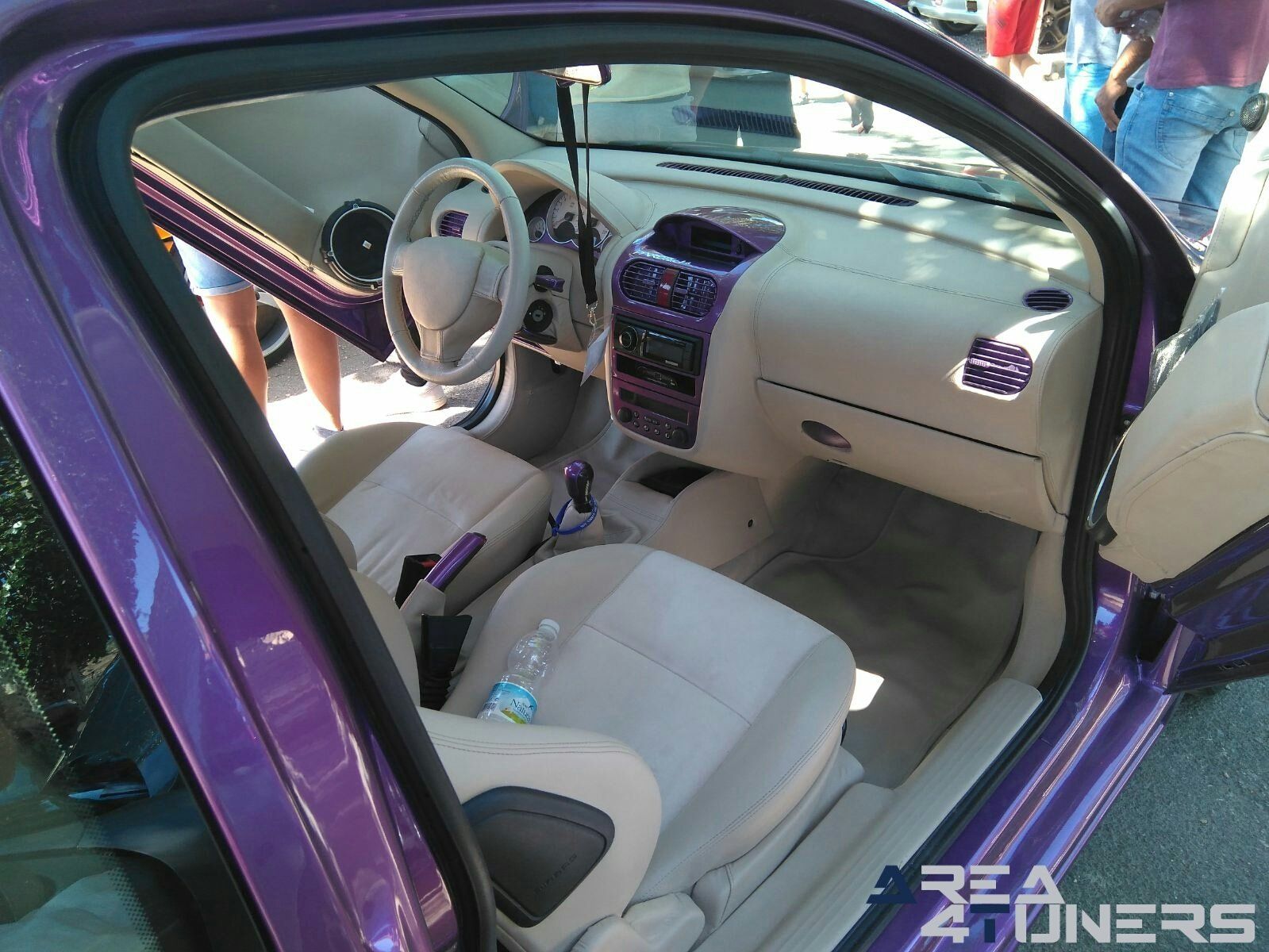 15º Tuning Show Montefrío
Imagen del reportaje revista Tuning Area4tuners.es, concentración de coches Tuning del año 2017 en Montefrío, Granada, España