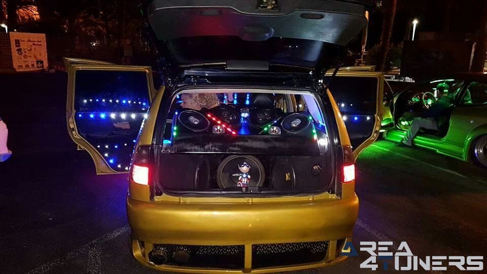1er Show Del Motor La Gomera
Imagen del reportaje revista Tuning Area4tuners.es, concentración de coches Tuning del año 2017 en San Sebastián De La Gomera, Tenerife, España