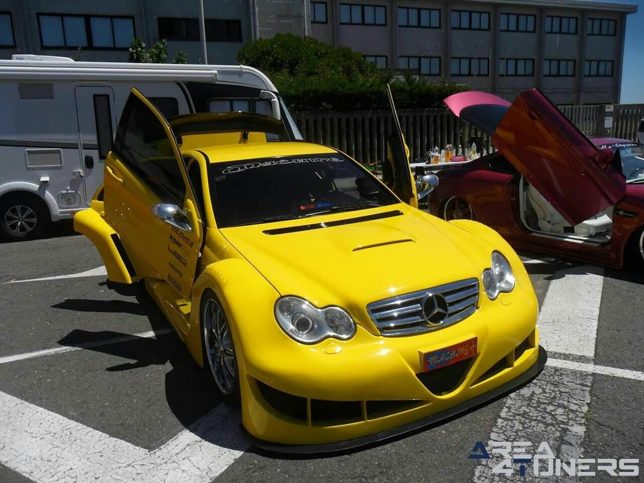 8ª Concentración Tuning Santa Uxía De Riveira
Imagen del reportaje revista Tuning Area4tuners.es, concentración de coches Tuning del año 2017 en Santa Uxia De La Riveira, La Coruña, España