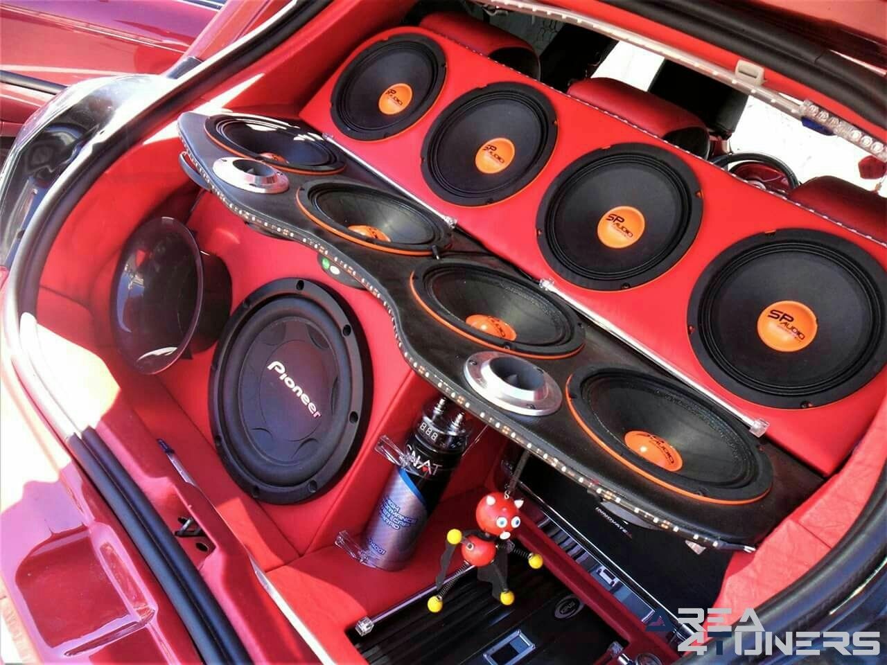 8ª Concentración Tuning Santa Uxía De Riveira
Imagen del reportaje revista Tuning Area4tuners.es, concentración de coches Tuning del año 2017 en Santa Uxia De La Ribeira, La Coruña, España