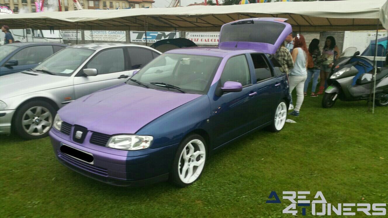 1ª Concentración Crazy Tuning
Imagen del reportaje revista Tuning Area4tuners.es, concentración de coches Tuning del año 2017 en Sarón, Cantabria, España