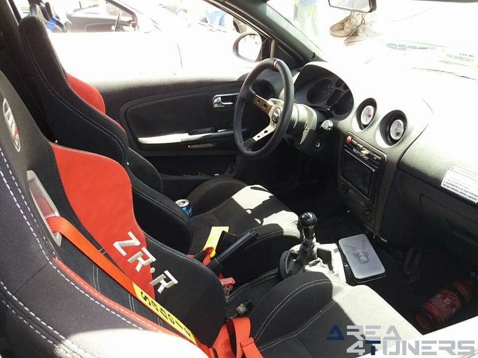 1ª Concentración Tuning Torrealqueria
Imagen del reportaje revista Tuning Area4tuners.es, concentración de coches Tuning del año 2017 en Torrealqueria, Málaga, España