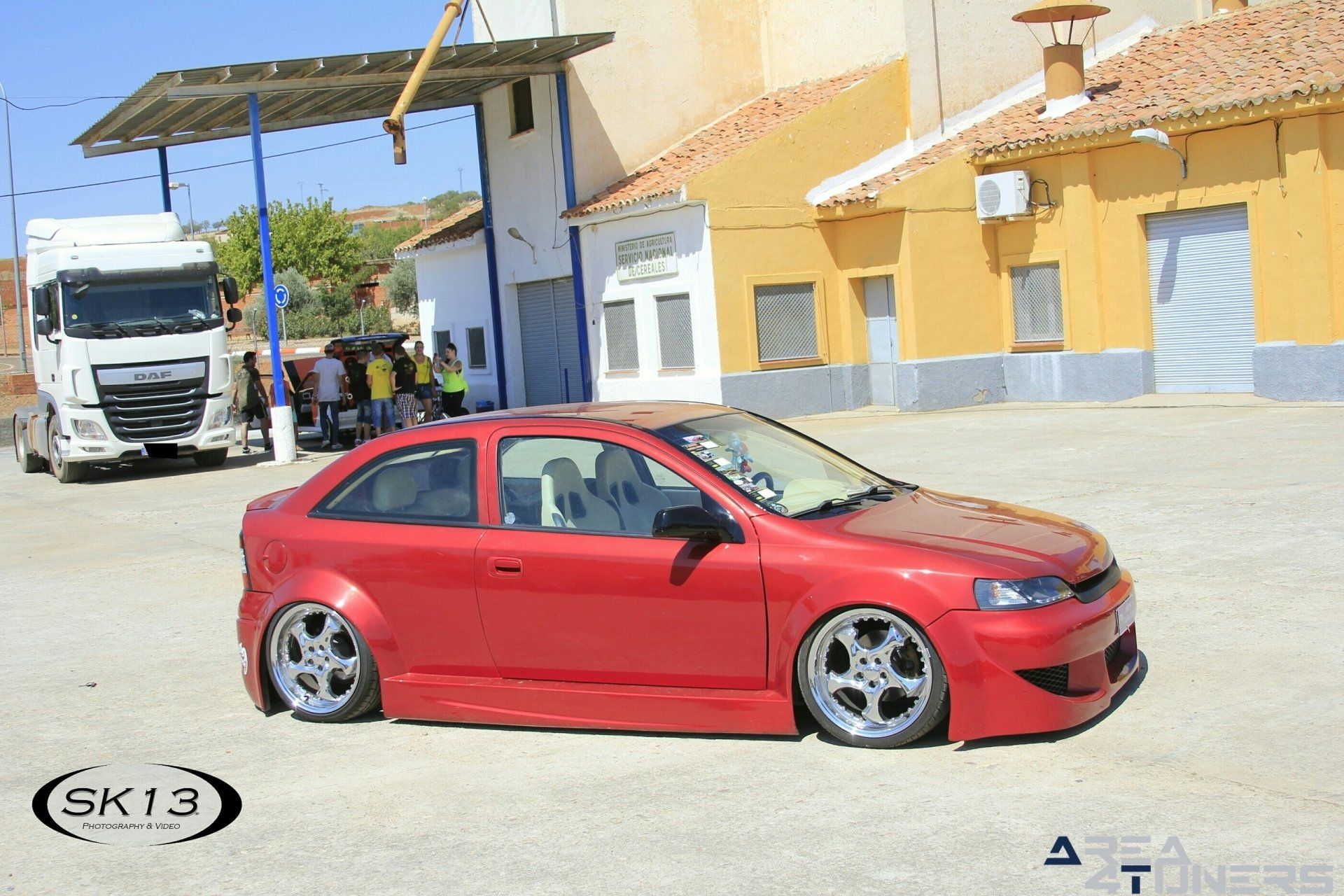 3ª Concentración Tuning Los Quemagasolina
Imagen del reportaje revista Tuning Area4tuners.es, concentración de coches Tuning del año 2017 en Los Navalmorales, Toledo, España