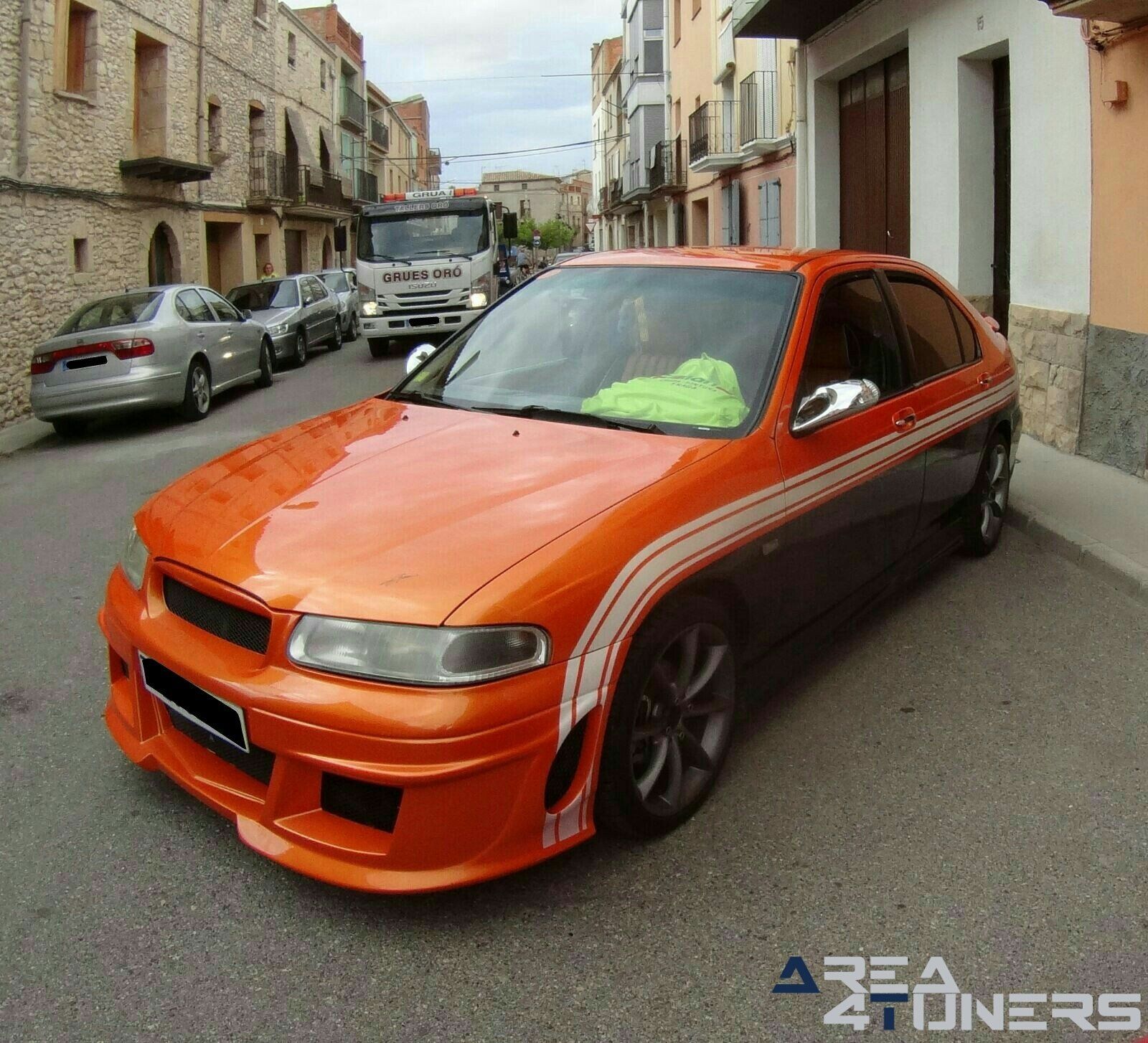 1er Motorfest Almatret
Imagen del reportaje revista Tuning Area4tuners.es, concentración de coches Tuning del año 2017 en Almatret, Lérida, España