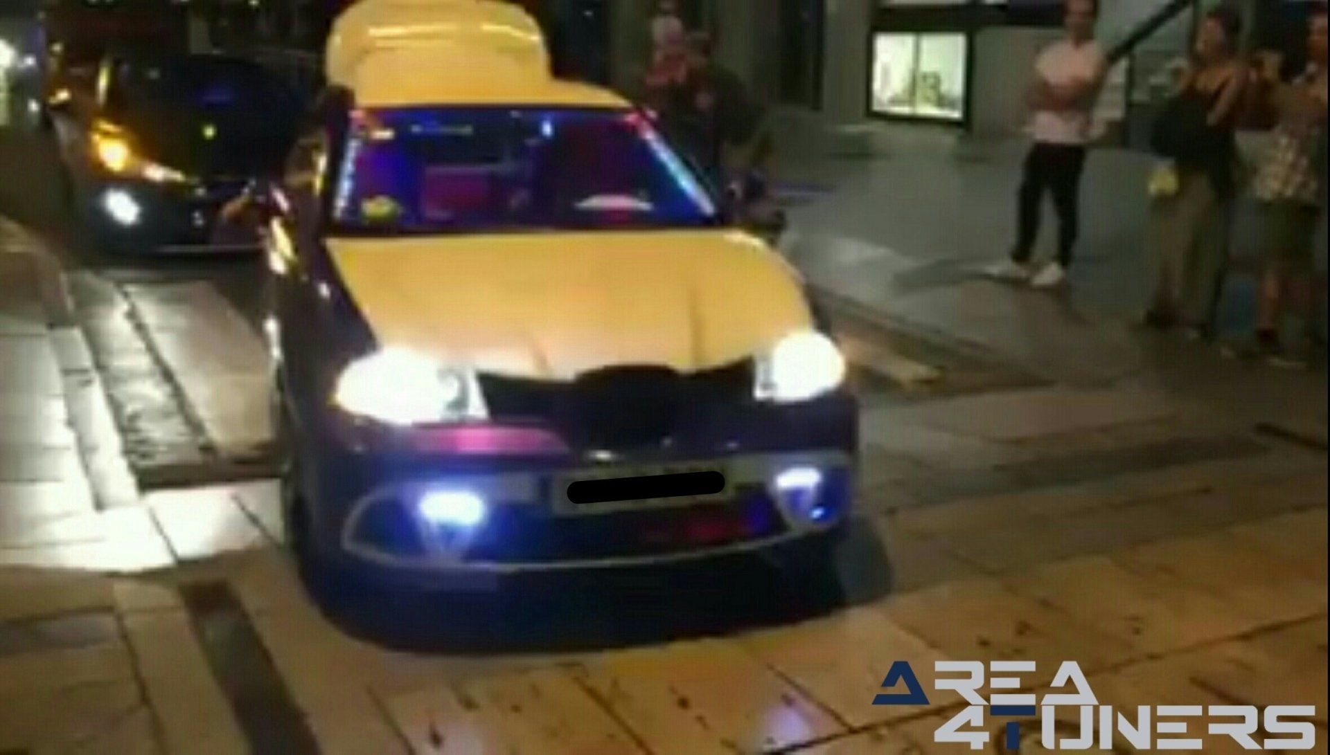 3ª Kdd Ciudad De Palencia
Imagen del reportaje revista Tuning Area4tuners.es, concentración de coches Tuning del año 2017 en Palencia capital, España