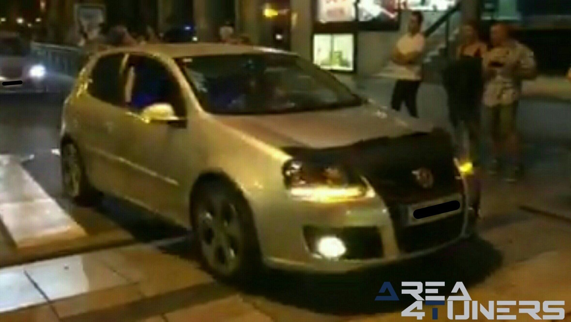 3ª Kdd Ciudad De Palencia
Imagen del reportaje revista Tuning Area4tuners.es, concentración de coches Tuning del año 2017 en Palencia capital, España