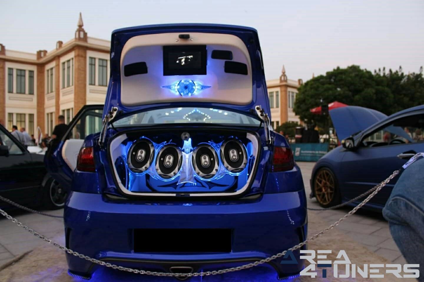 5º Expo Tuning Museo Automovilístico Málaga
Imagen del reportaje revista Tuning Area4tuners.es, concentración de coches Tuning del año 2017 en Málaga, España