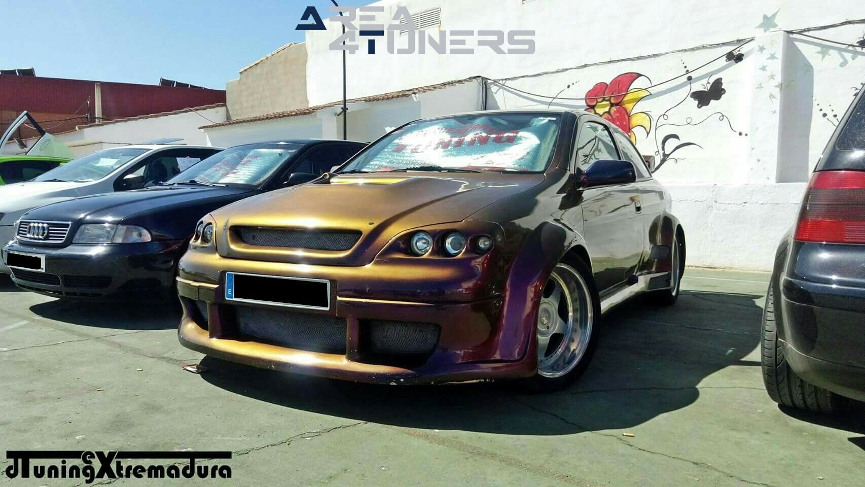 6ª Concentración Tuning Campillo De LLerena
Imagen del reportaje revista Tuning Area4tuners.es, concentración de coches Tuning del año 2017 en Campillo Llerena, Badajoz, España