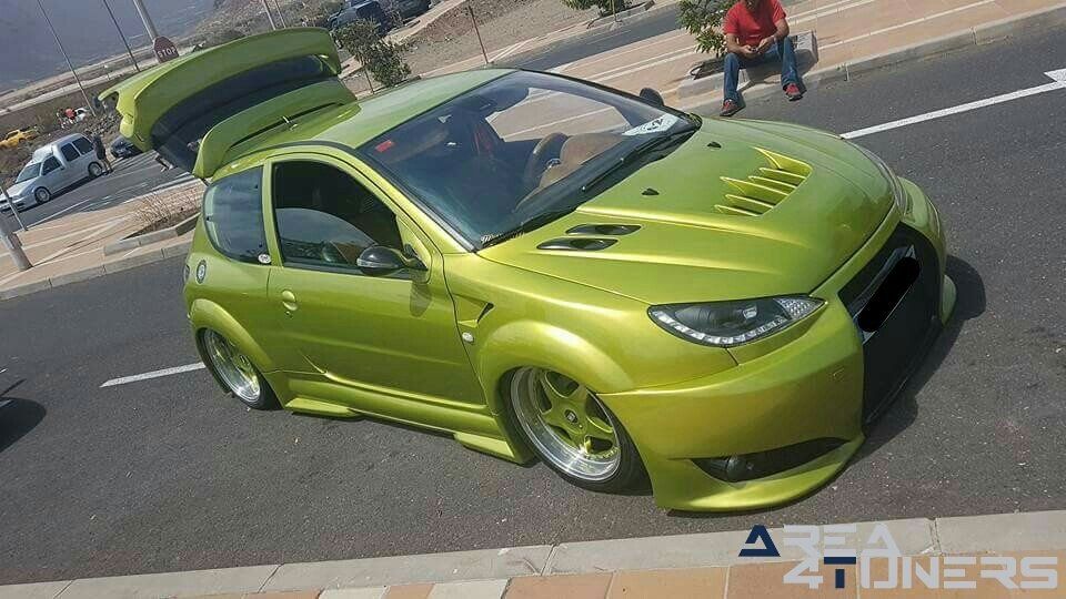5ª Fiesta Del Motor Guimar
Imagen del reportaje revista Tuning Area4tuners.es, concentración de coches Tuning del año 2017 en Guimar, Tenerife, España