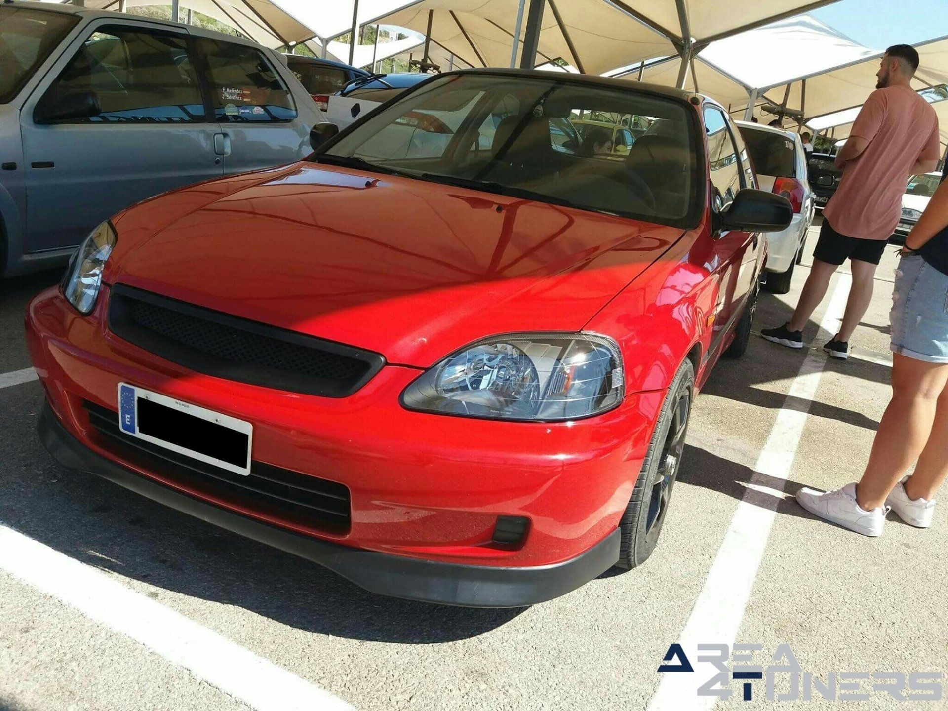 8ª Kdd The World Racing Club
Imagen del reportaje revista Tuning Area4tuners.es, concentración de coches Tuning del año 2017 en Vélez, Málaga, España