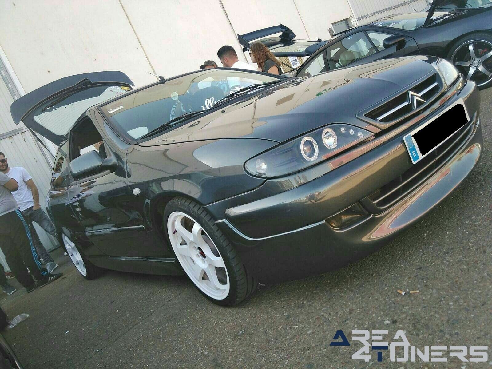 2ª Concentración Tuning Talavera La Real
Imagen del reportaje revista Tuning Area4tuners.es, concentración de coches Tuning del año 2017 en Talavera La Real, Cáceres, España