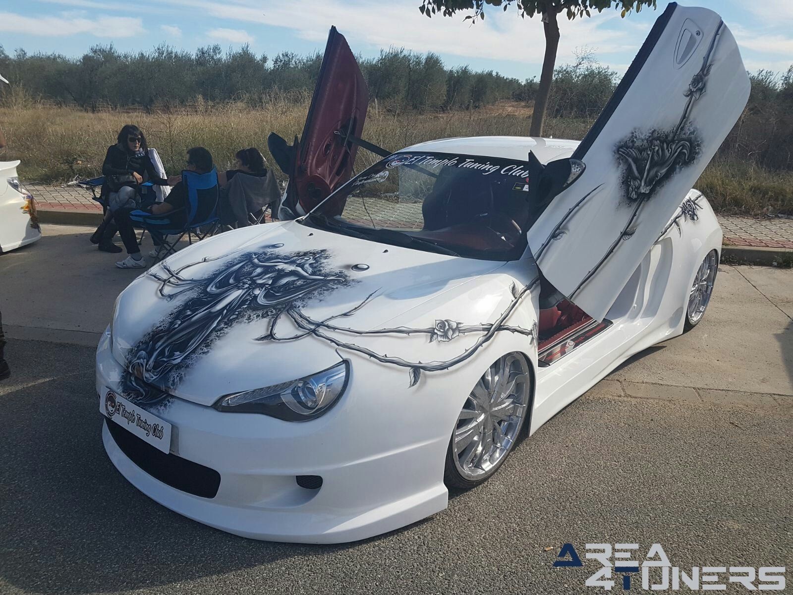 4ª Concentración Tuning Utrera
Imagen del reportaje revista Tuning Area4tuners.es, concentración de coches Tuning del año 2017 en Utrera, Sevilla, España