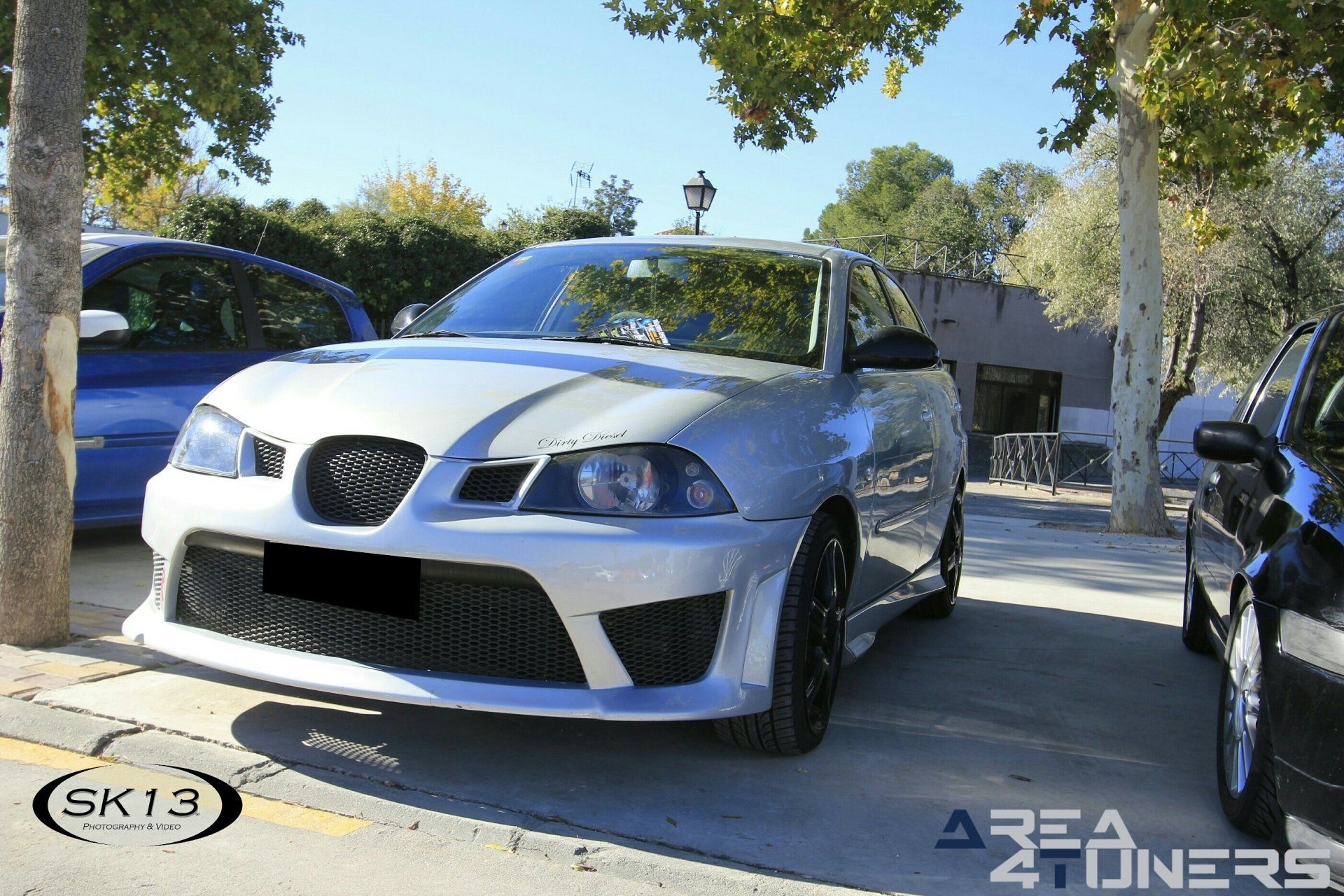 2ª Kdd Solidaria Torrejón De Ardoz
Imagen del reportaje revista Tuning Area4tuners.es, concentración de coches Tuning del año 2017 en Torrejón De Ardoz, Madrid, España