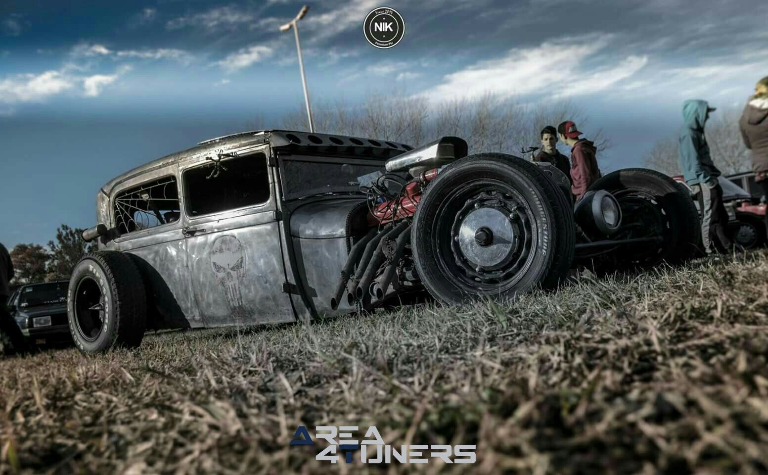 Robustos Y Bajitos, Todo Por Alay