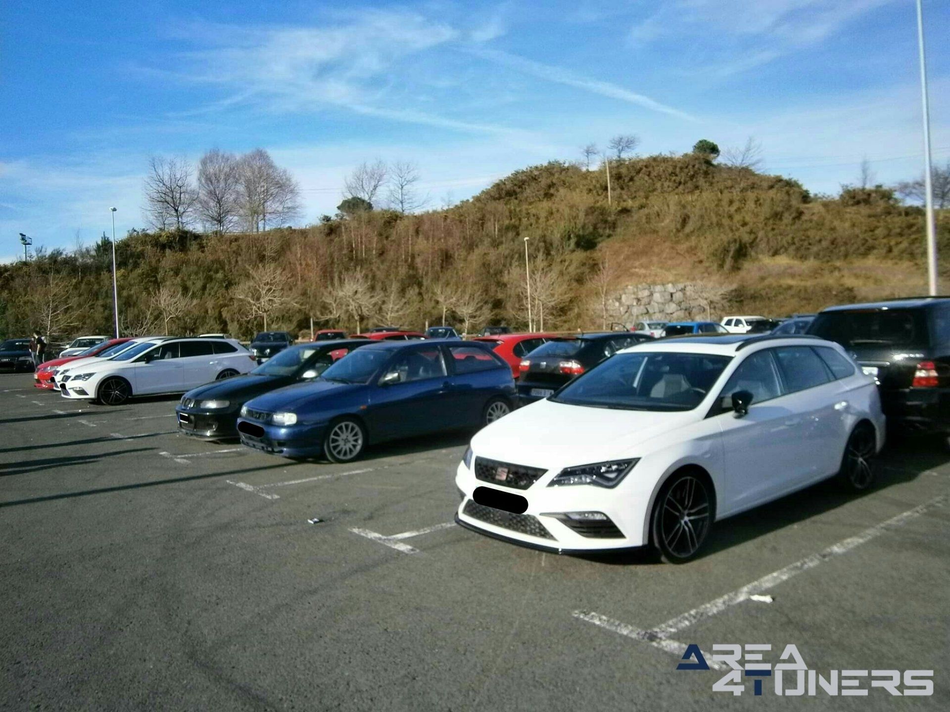 Kdd Tuning La Arboleda
Imagen del reportaje revista Tuning Area4tuners.es, concentración de coches Tuning del año 2019 en La Arboleda, Vizcaya, España